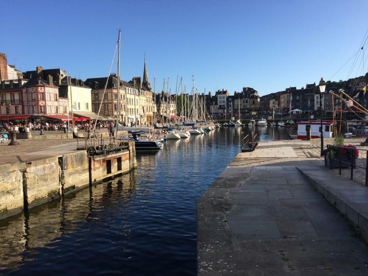 Chez Annette Daire Honfleur Dış mekan fotoğraf