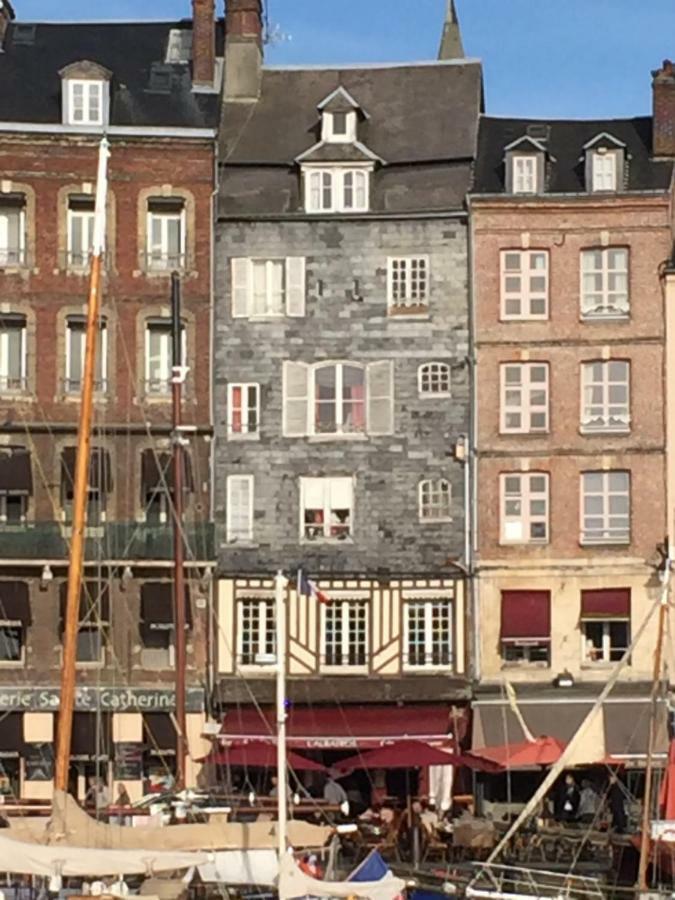 Chez Annette Daire Honfleur Dış mekan fotoğraf